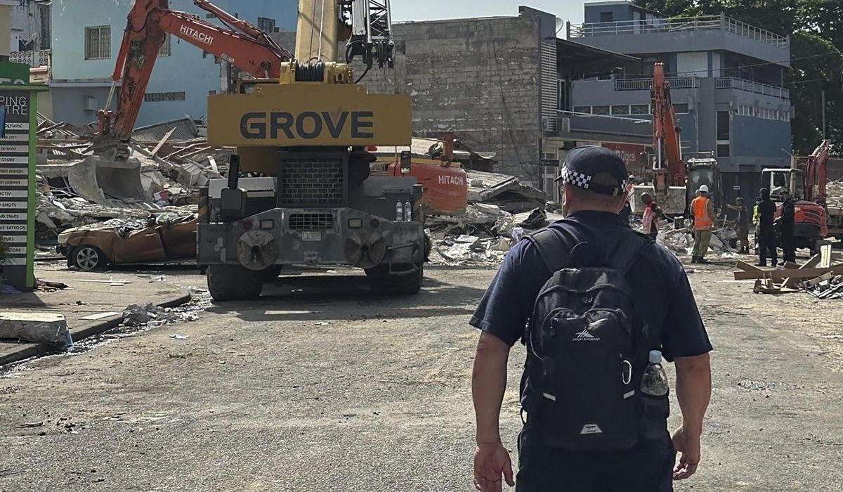 NextImg:Number of dead and missing still unclear as first aid arrives in quake-hit Pacific nation of Vanuatu