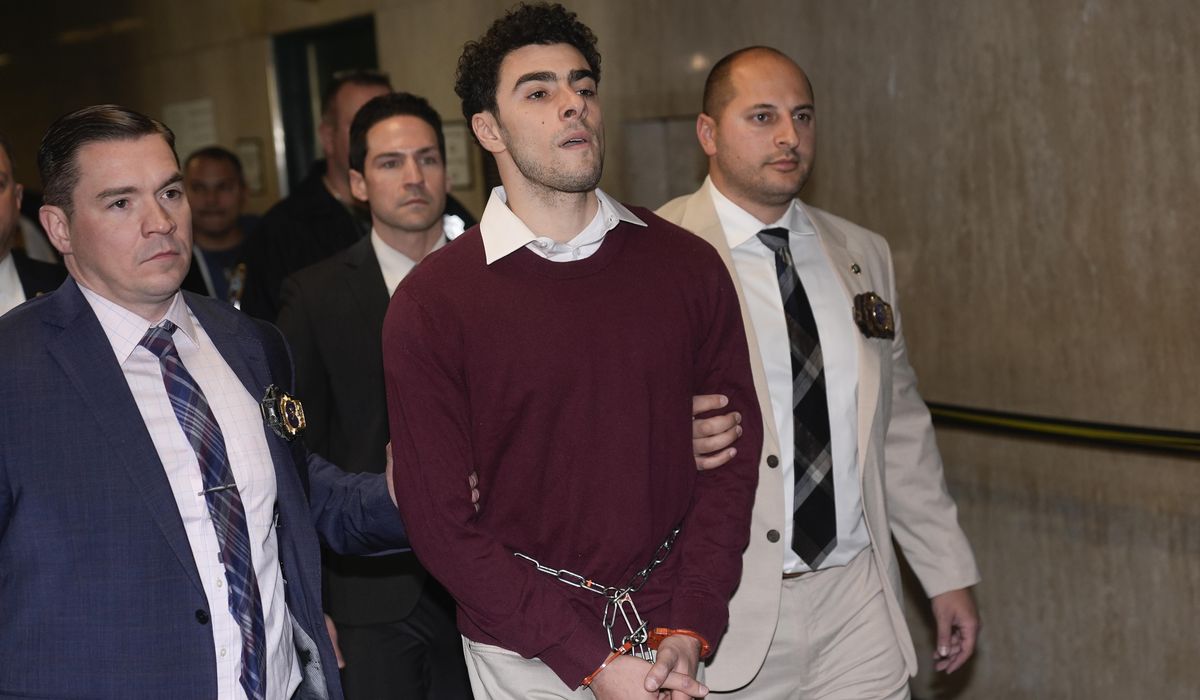 NextImg:Court proceedings for man charged in UnitedHealthcare CEO’s killing are delayed several weeks