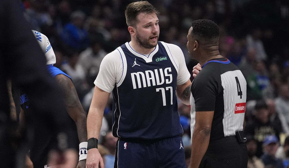 NextImg:FBI warns sports leagues about organized crime groups targeting pro athletes