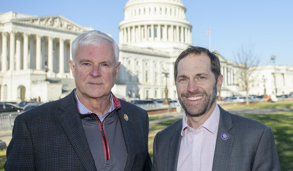 NextImg:A caucus of military veterans seeks to bridge the political divide in a polarized Congress