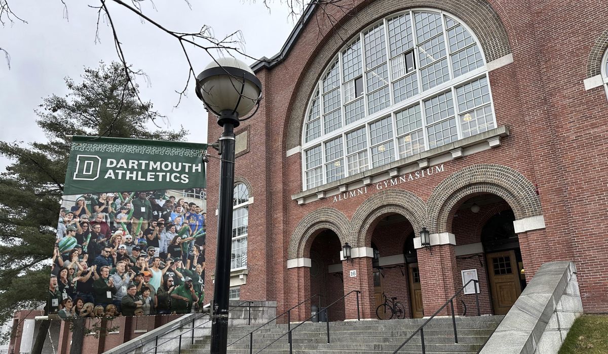 NextImg:Dartmouth basketball players are ending their attempt to unionize in anticipation of shifting NLRB