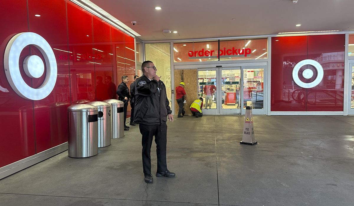 NextImg:Man arrested in shooting of two security guards outside a Los Angeles Target