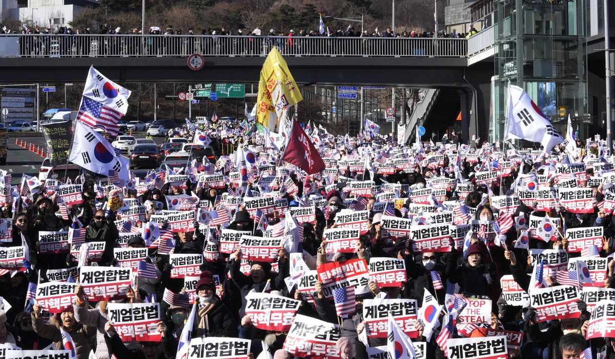 NextImg:Impeached South Korean president issues defiant message as he faces possible detention