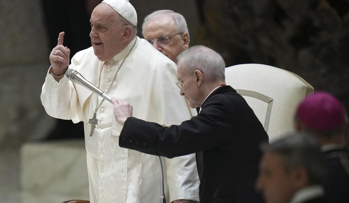 NextImg:Pope Francis says bullying at school prepares students for war, not peace