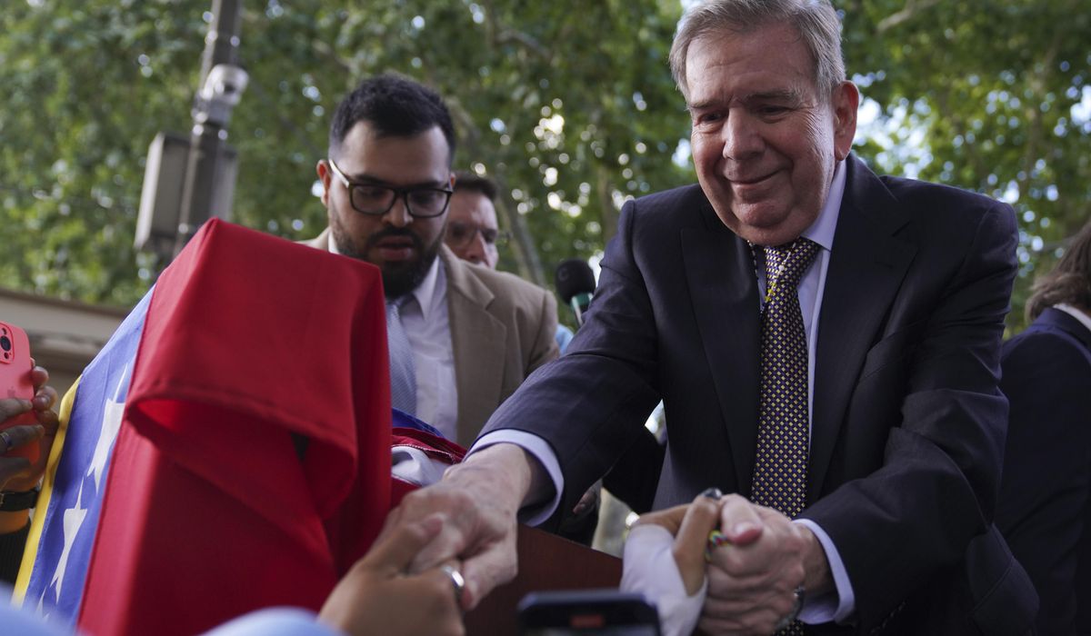 NextImg:Venezuela doubles down on intention to arrest opposition leader who claims he defeated Maduro