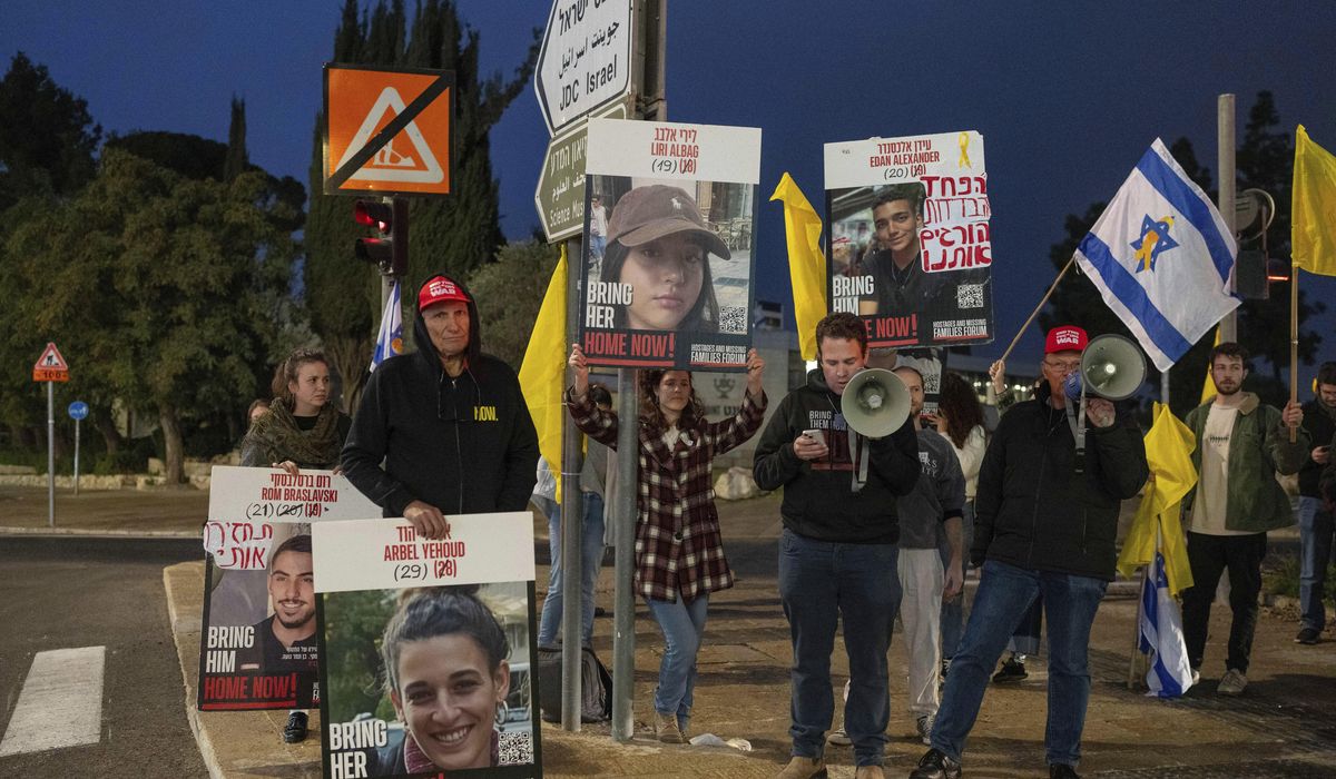NextImg:Hurdles remain as Israel and Hamas once again inch toward a ceasefire deal