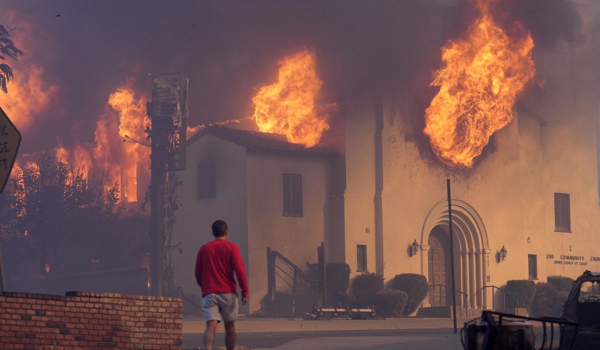 NextImg:Trump blames Newsom for wildfires, sets up clash over California’s water delivery