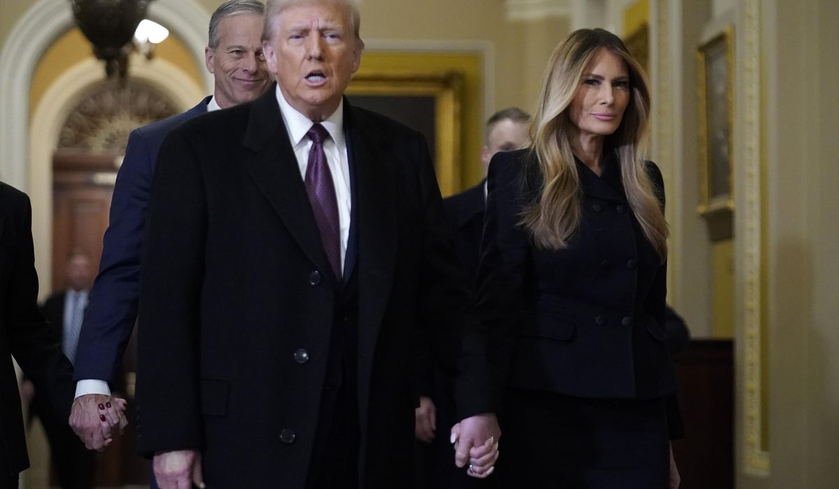 NextImg:Trump huddles with Senate Republicans at Capitol to map out legislative agenda