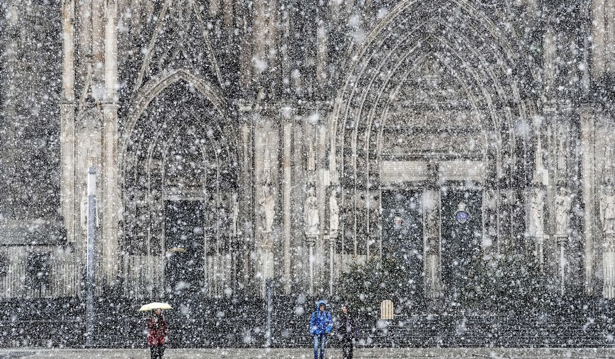 NextImg:2 people have died and 20 injured in snow and ice storm in northern France
