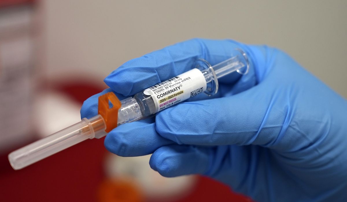 NextImg:DHS cancels COVID vaccine mandate for migrants getting green cards