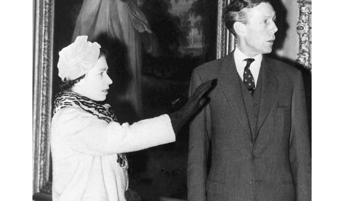 NextImg:Queen Elizabeth II wasn’t told about Soviet spy in her palace, declassified MI5 files show