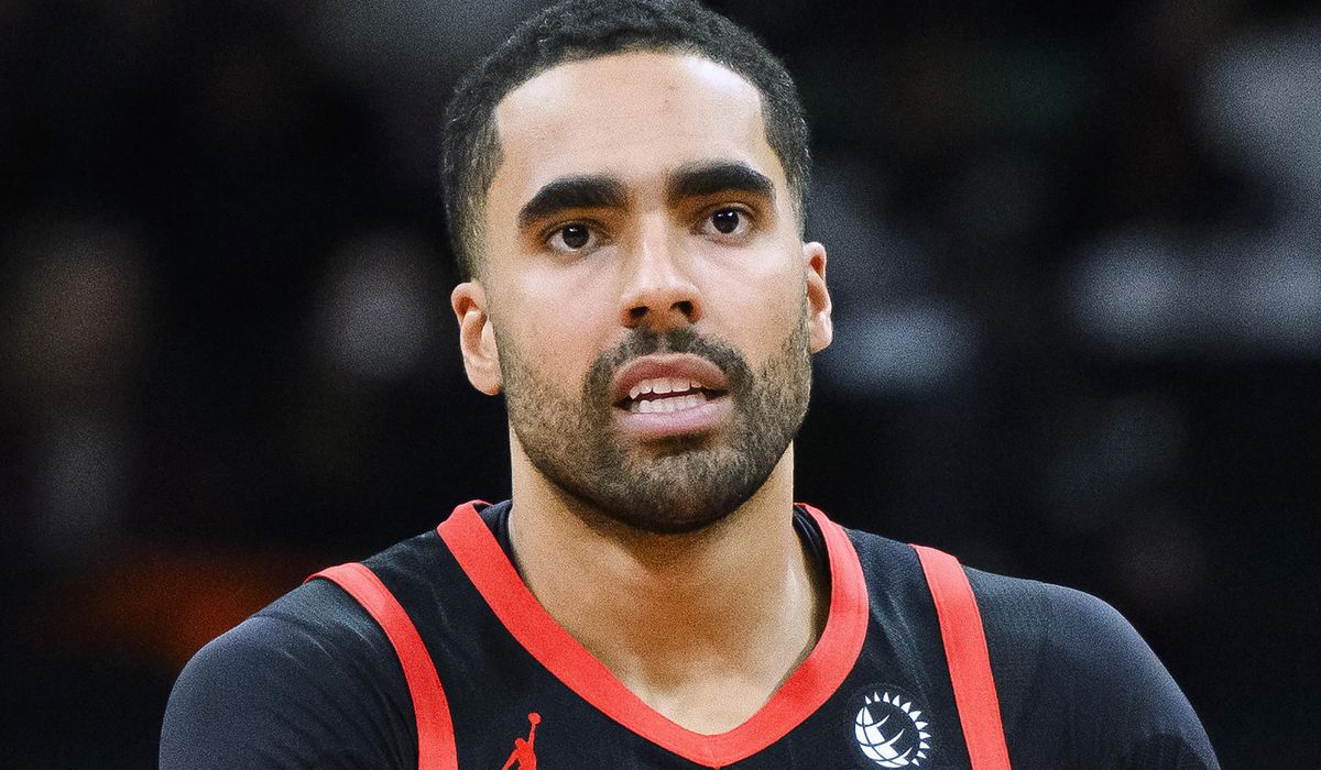 NextImg:Court papers say ex-NBA player Jontay Porter laid out betting scheme in a text; 6th person arrested