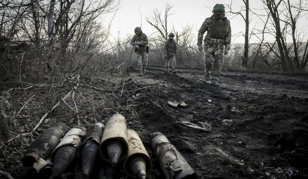 NextImg:Russian forces bypass a key stronghold in a bid to cut off its supplies, a Ukrainian officer says
