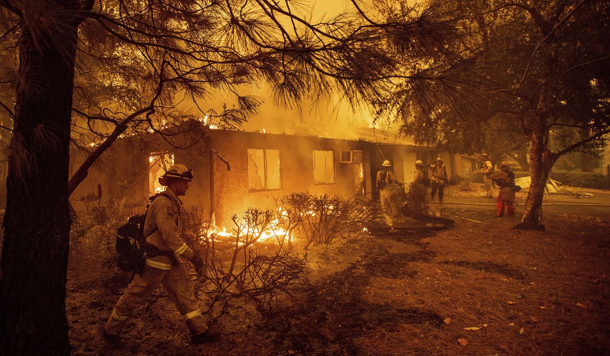 NextImg:Strategy, meals and laundry: The monumental effort behind LA’s firefight