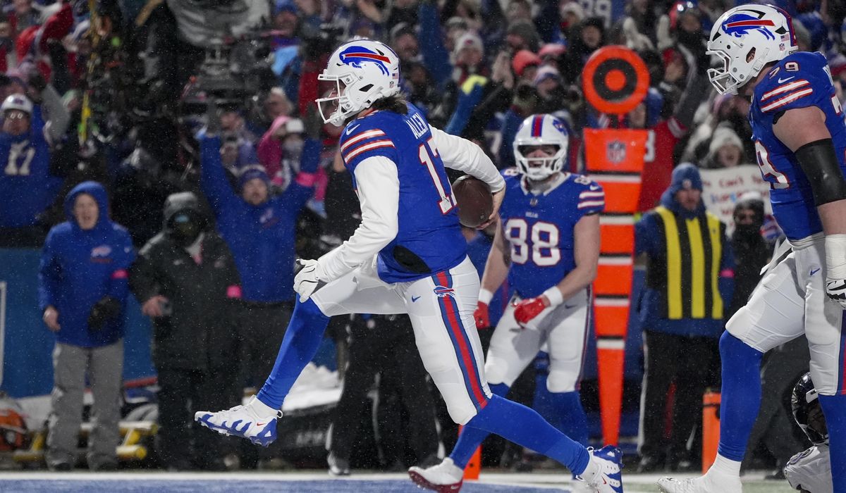 NextImg:Allen scores two TDs, Bills force three turnovers to beat Ravens and reach AFC title game