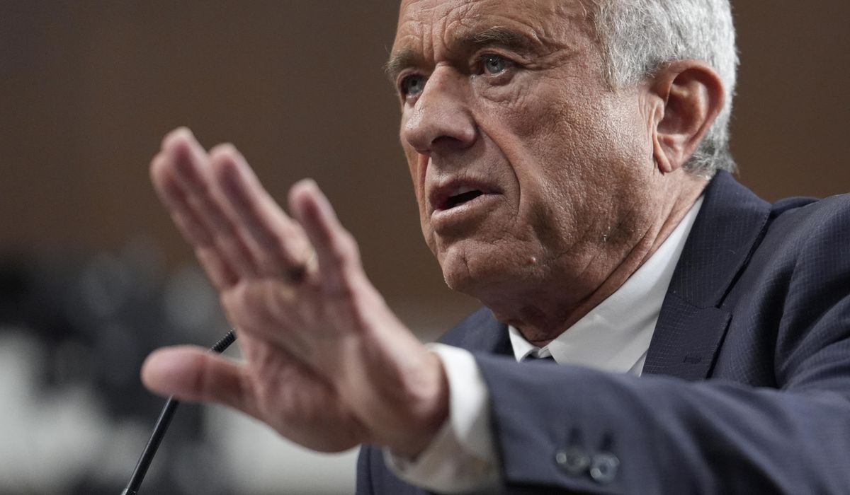 NextImg:RFK Jr. admits he disagrees with Trump on climate change