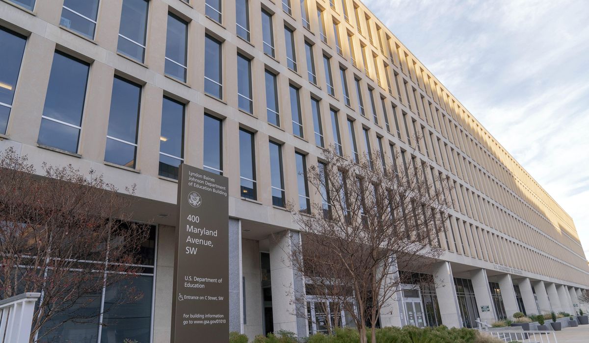 NextImg:Protesting congressional Democrats blocked from entering Education Department