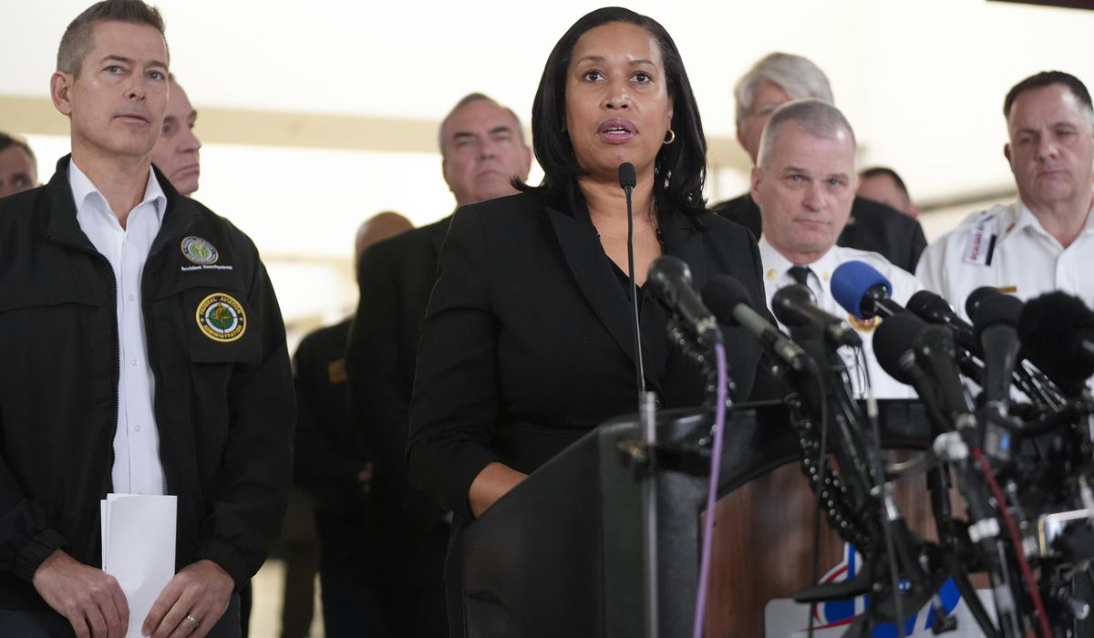 NextImg:D.C. mayor counters Trump’s talk of federal takeover as political gamesmanship
