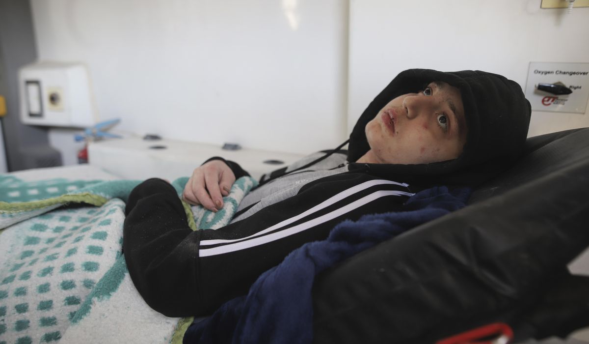 NextImg:Sick and wounded children begin crossing from Gaza to Egypt in first opening in months