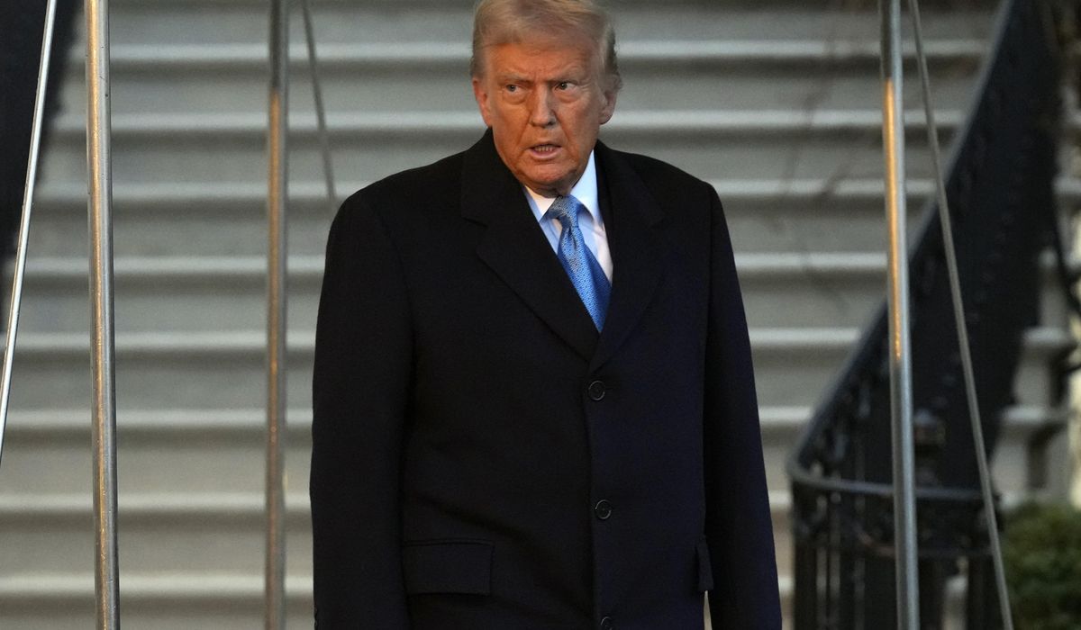 NextImg:Wall Street Journal slams Trump tariffs against U.S. neighbors and trading partners