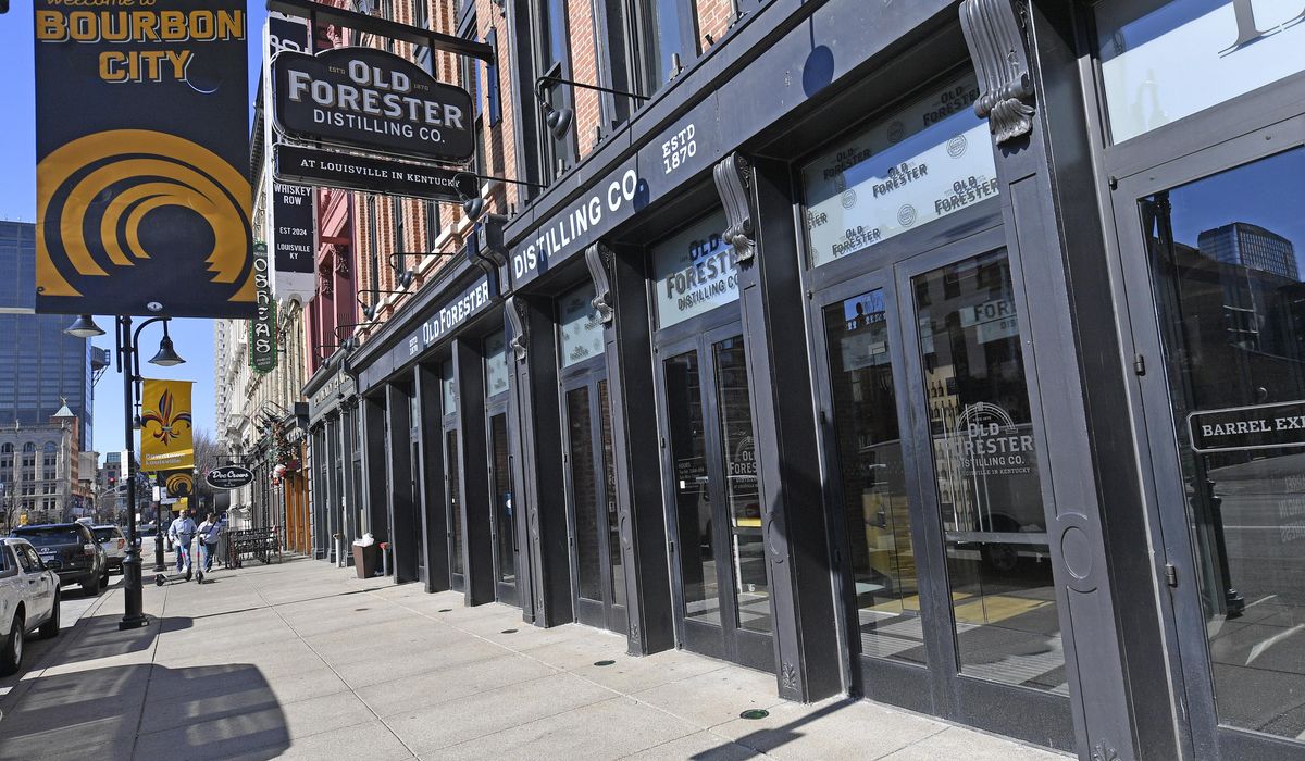 NextImg:In Kentucky bourbon country, the newest trade war feels like a hangover that won’t go away