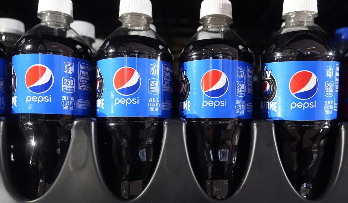 NextImg:Inflation and a pivot in U.S. to healthier snacks weighs on PepsiCo in the fourth quarter