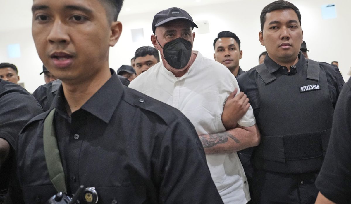 NextImg:Indonesia sends home an ailing French national on death row
