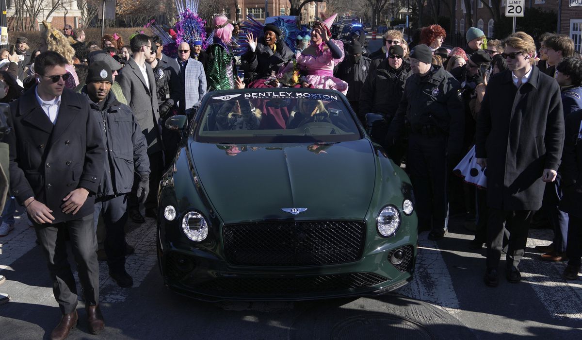 NextImg:‘Wicked’ star Cynthia Erivo headlines parade for Harvard’s Hasty Pudding Woman of the Year