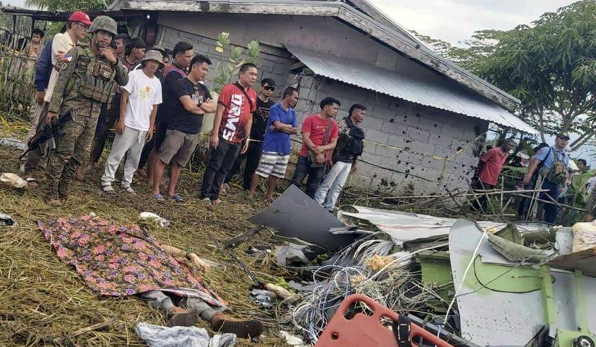 NextImg:U.S. Marine from California identified as one of 4 people killed in Philippines plane crash