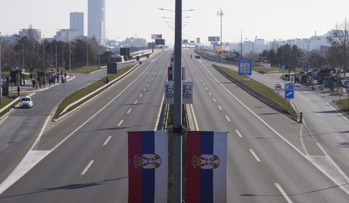 NextImg:Serbian protesters block key bridge, roads to mark 100 days since deadly canopy collapse