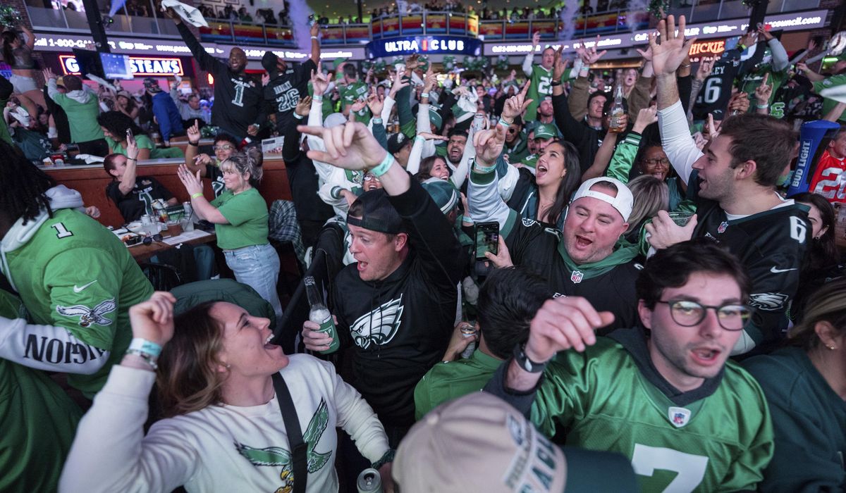 NextImg:Philadelphia Eagles planning Super Bowl parade on Friday, team president says