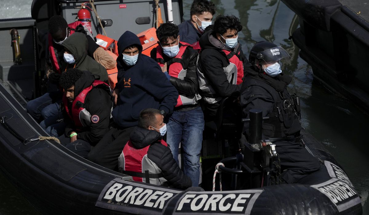 NextImg:U.K. touts a clampdown on illegal working as it seeks to look tough on immigration
