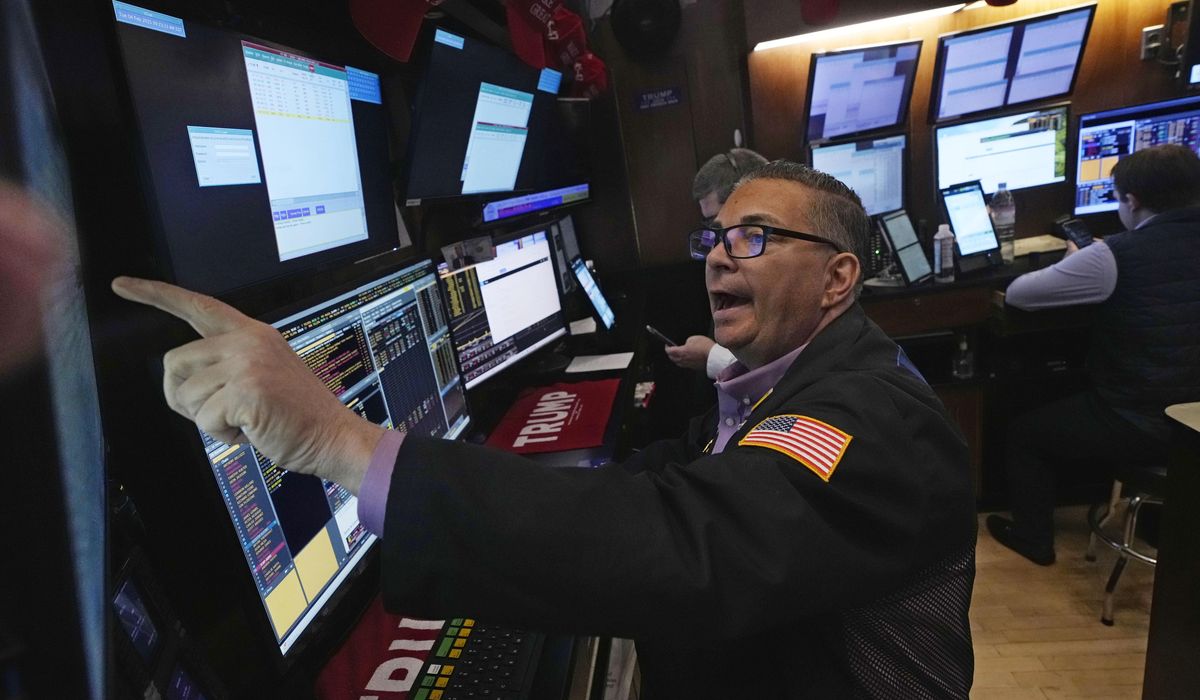 NextImg:Wall Street edges lower following Trump’s latest tariffs