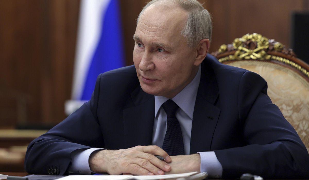 NextImg:Trump to meet Putin for talks on ending war in Ukraine