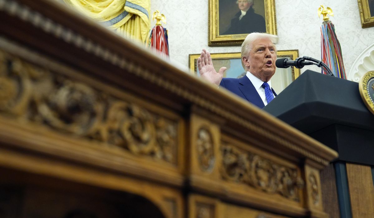 NextImg:Trump makes it easier to fire government workers who don’t implement administration policy