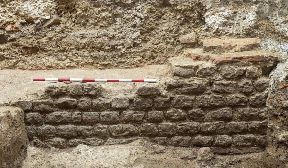 NextImg:Archaeologists unearth the remains of a Roman basilica on the site of a new London skyscraper