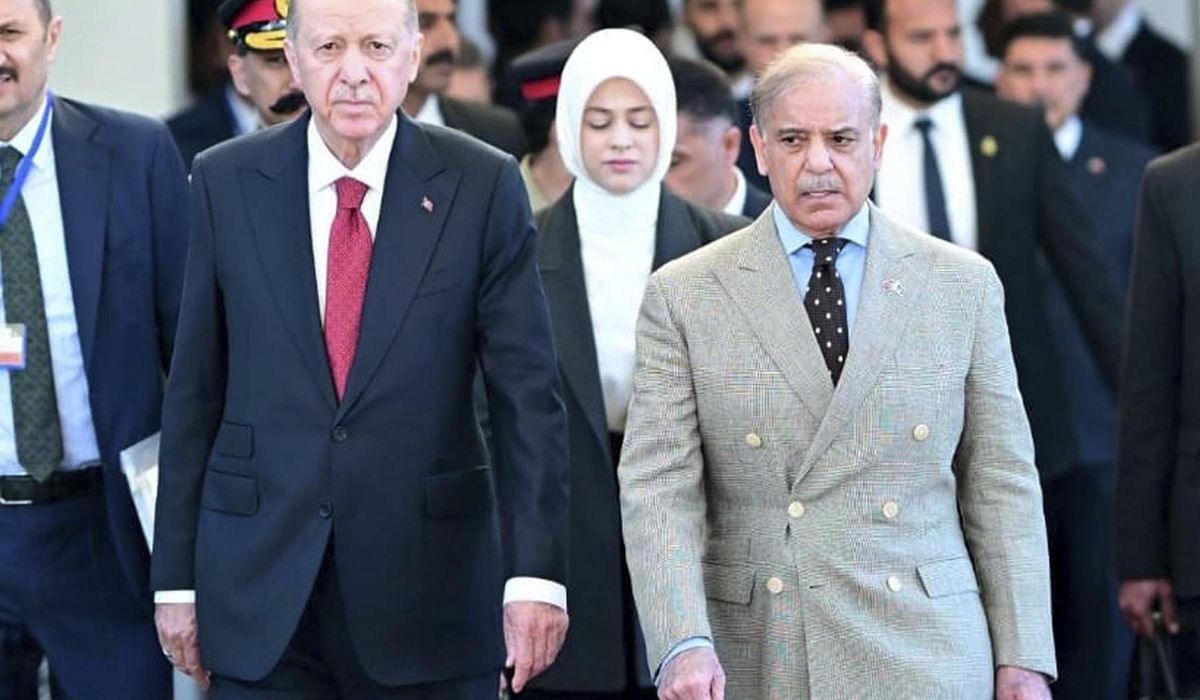NextImg:Turkey’s Erdogan lashes out at Israel on a visit to Pakistan and laments the tragedy of Gaza