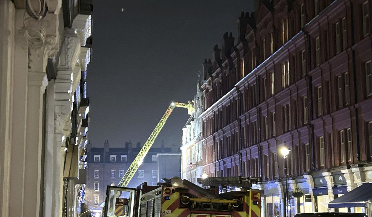 NextImg:Large fire tears through luxury London hotel known as a celebrity hotspot
