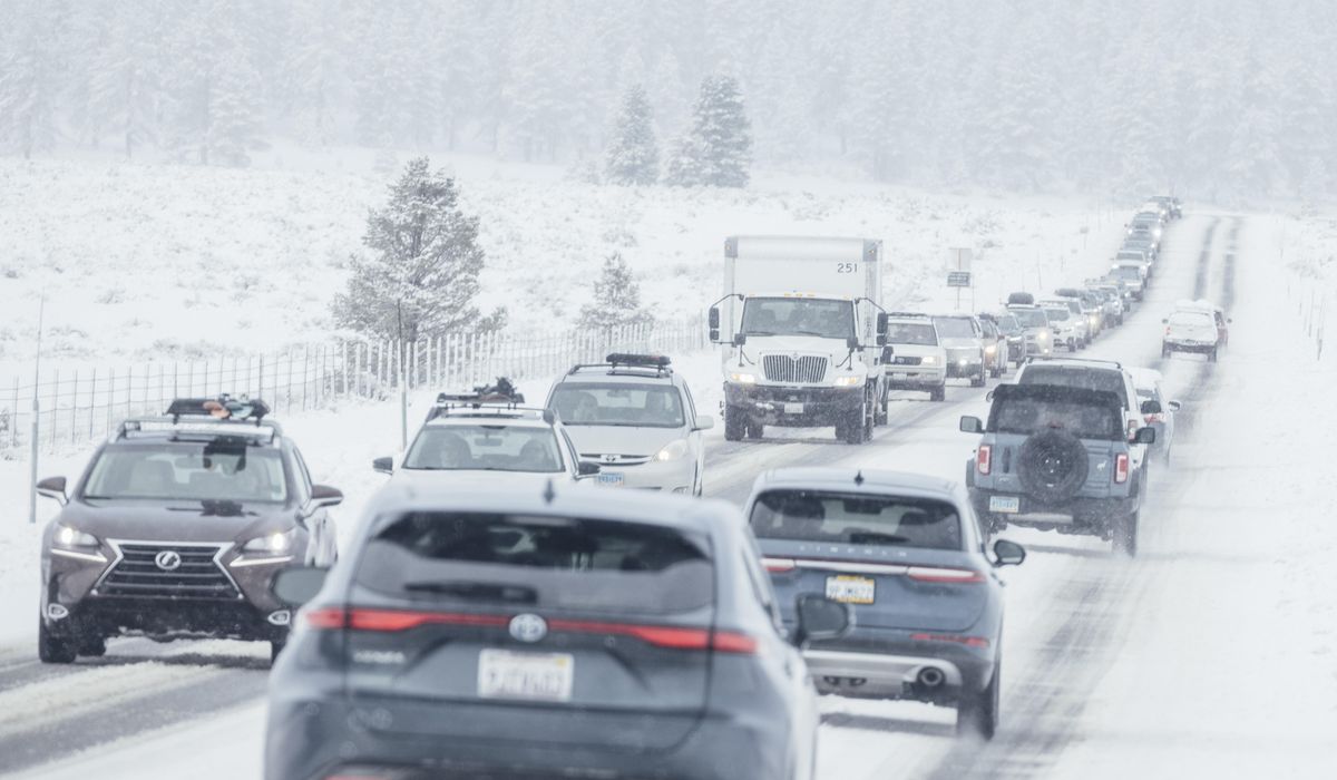 NextImg:Eastern U.S. braces for flooding while snow will hit Northeast, cold temperatures across Plains