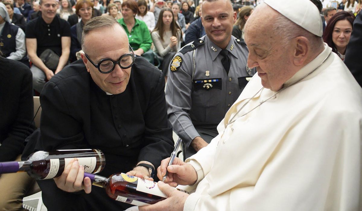 NextImg:Kentucky bourbon bottles signed by the pope raise thousands for charity
