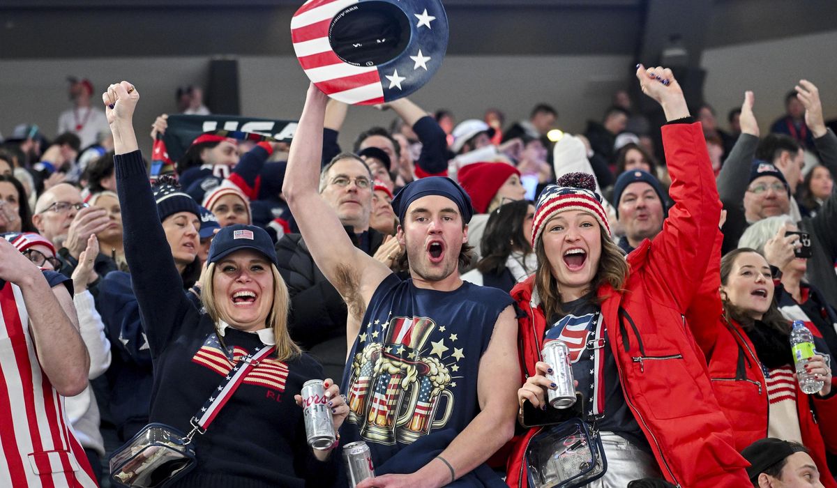 NextImg:Canadian national anthem booed, but only lightly, at 4 Nations hockey tournament
