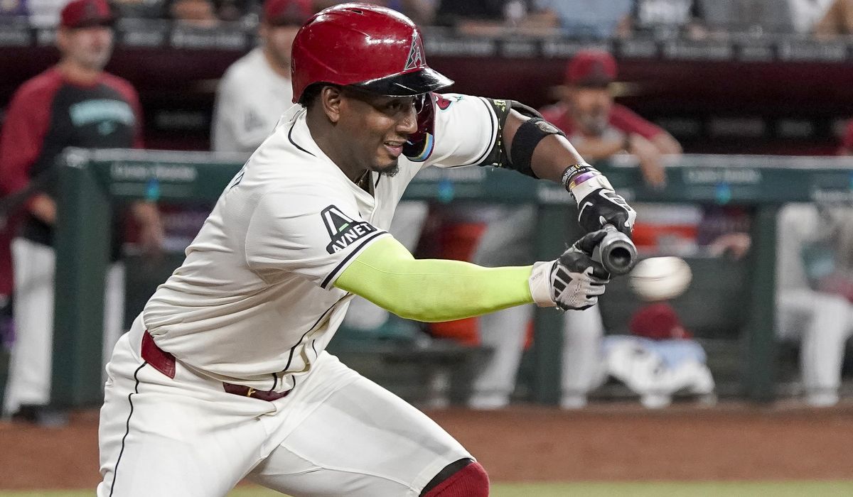 NextImg:Diamondbacks, shortstop Geraldo Perdomo agree to $45 million, 4-year deal that starts in 2026