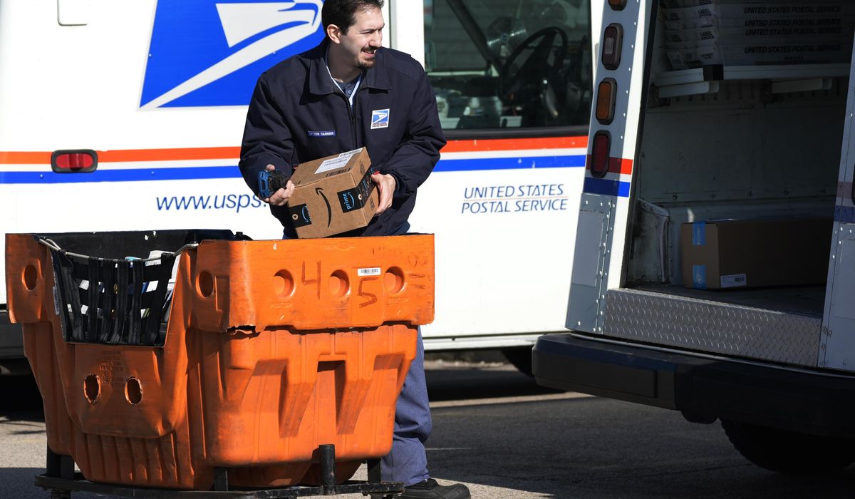 NextImg:USPS to work with DOGE on reform, plans to cut 10,000 workers