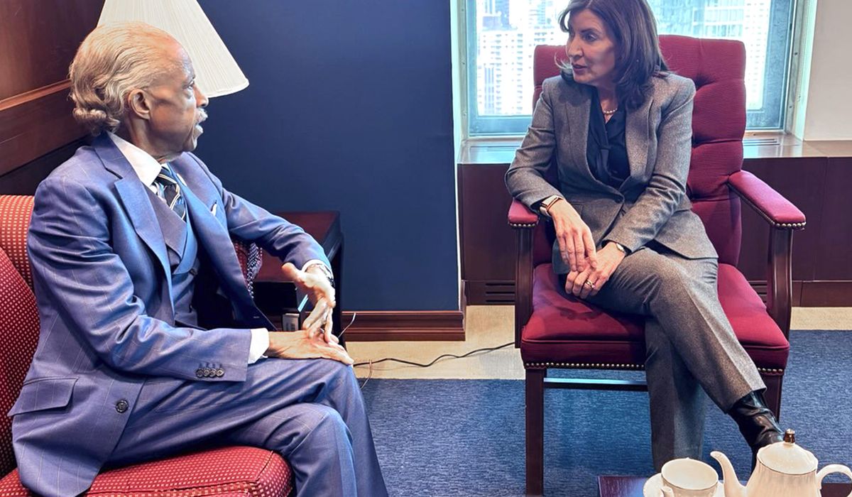 NextImg:New York’s governor meets top political leaders as she weighs removing Mayor Eric Adams from office