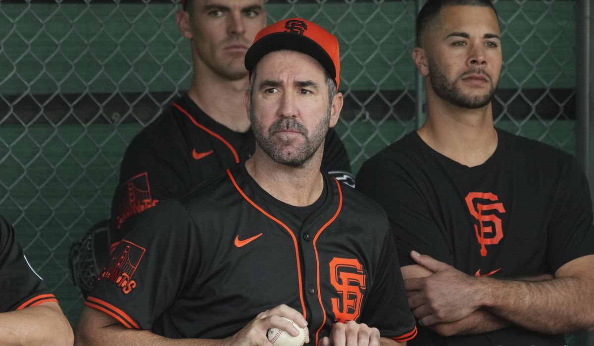 NextImg:Justin Verlander turns 42 years old with 262 career wins, and would still like to reach 300