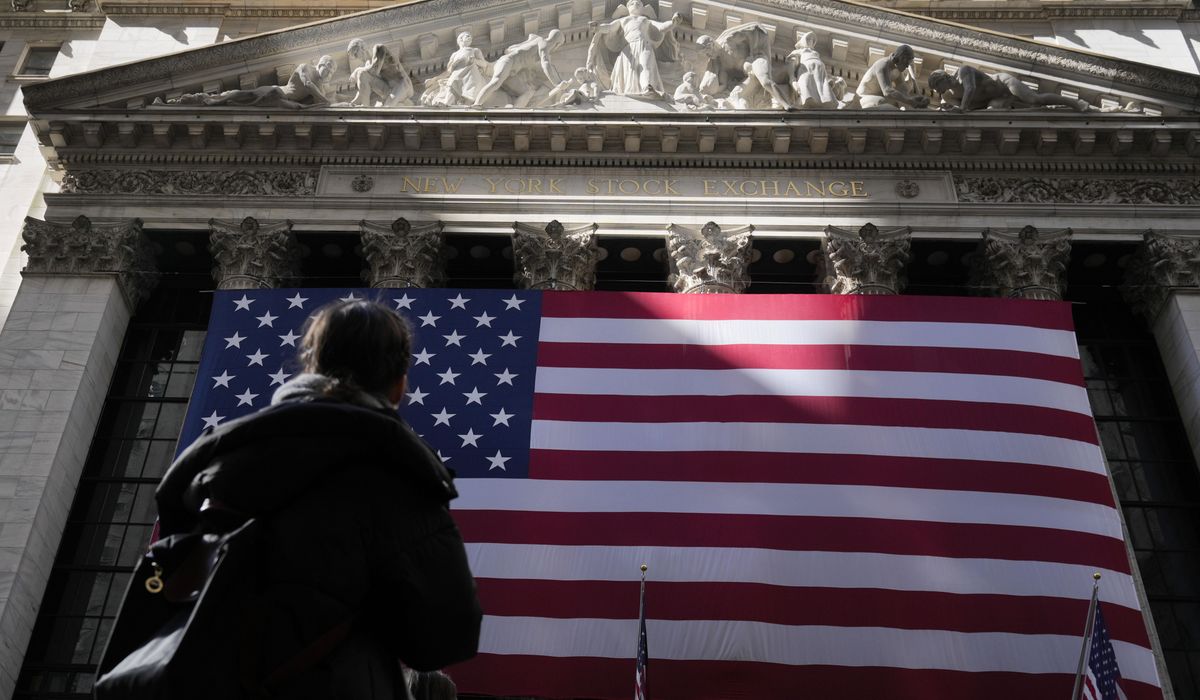NextImg:Wall Street rallies, and Dow jumps 600 to make a dreary February not so bad