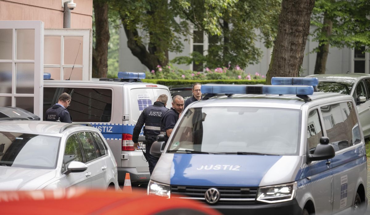 NextImg:5 convicted of plotting to overthrow the German government and kidnap the former health minister