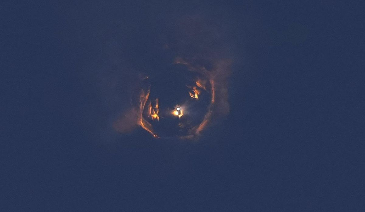 NextImg:SpaceX’s latest Starship test flight ends with another explosion