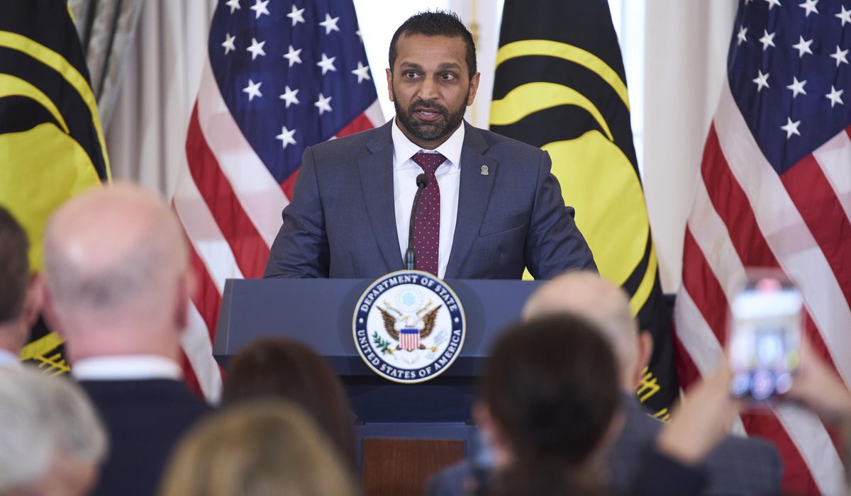 NextImg:FBI committed to bringing home American hostages held in foreign countries, director says