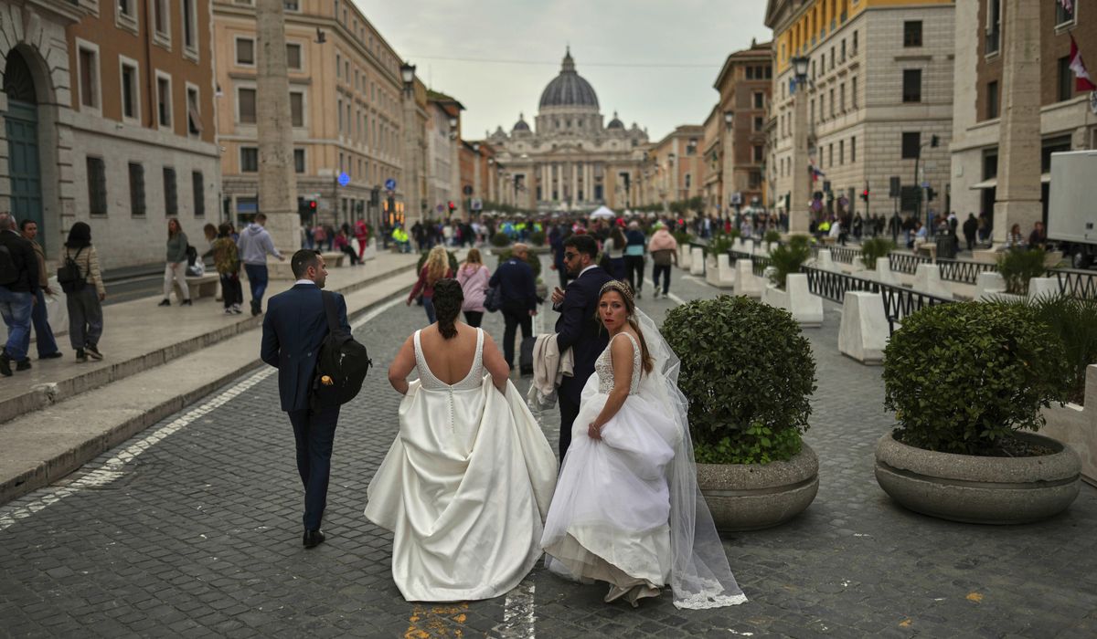 NextImg:Pope thanks volunteers for ‘miracle of tenderness’ as another Holy Year event passes without him